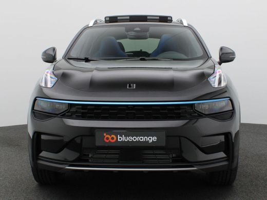 Lynk & Co 01 Plug-in Hybride 261PK AUT panoramadak, zwarte hemel, 360 gr. camera, stuur/stoelverwarming, keyle... ActivLease financial lease