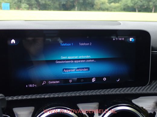Mercedes-Benz CLA Shooting Brake 180 LED/CAMERA/TREKHAAK/CARPLAY/NAVIGATIE ActivLease financial lease