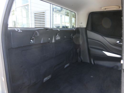 Nissan Navara 2.3 dCi New N-Guard Double Cab | Half-Leder | 360 Camera | Navigatie | Stoelverwarming | Keyless ... ActivLease financial lease