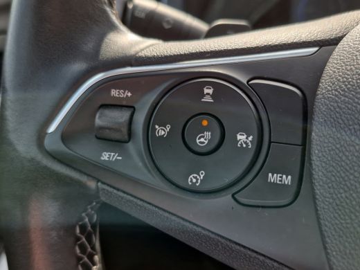 Opel Grandland 1.6 Turbo Hybrid Level 4 GS | Black style | Stuurverwarming | Parkeersensoren | ActivLease financial lease