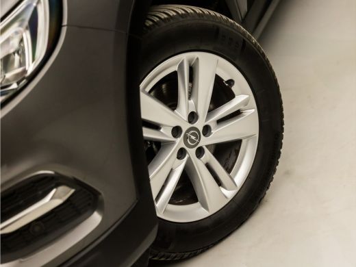 Opel Grandland X 1.2 Turbo Sport Automaat (APPLE CARPLAY, GROOT NAVI, CLIMATE, GETINT GLAS, SPORTSTOELEN, PARKEERS... ActivLease financial lease