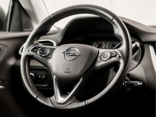 Opel Grandland X 1.2 Turbo Sport Automaat (APPLE CARPLAY, GROOT NAVI, CLIMATE, GETINT GLAS, SPORTSTOELEN, PARKEERS... ActivLease financial lease