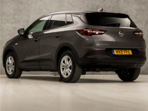 Opel Grandland X 1.2 Turbo Sport Automaat (APPLE CARPLAY, GROOT NAVI, CLIMATE, GETINT GLAS, SPORTSTOELEN, PARKEERS... ActivLease financial lease