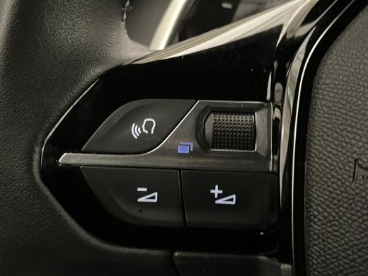 Peugeot 2008 1.2 PureTech Allure Automaat | Apple Carplay/Android Auto|telefoonintegratie premium | LED koplam... ActivLease financial lease