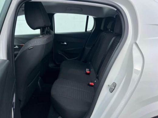 Peugeot 208 1.2 PureTech Active NAVI | PDC | NL-AUTO ActivLease financial lease