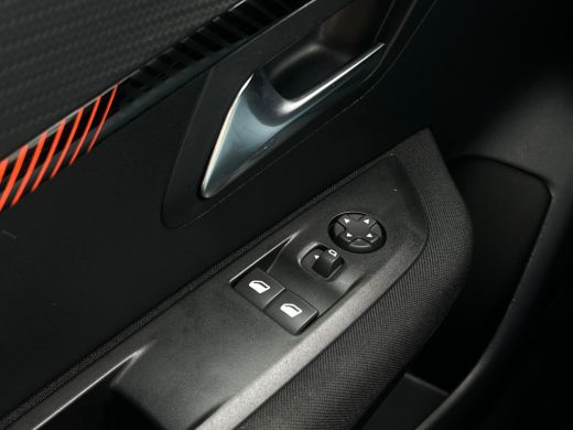 Peugeot 208 1.2 PureTech Active NAVI | PDC | NL-AUTO ActivLease financial lease