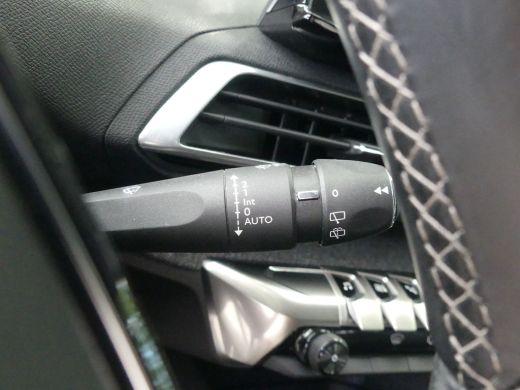 Peugeot 3008 1.2 PureTech 130PK Blue Lease Allure | TREKHAAK | NAVI | CAMERA | PARKEERSENSOREN V+A | ActivLease financial lease