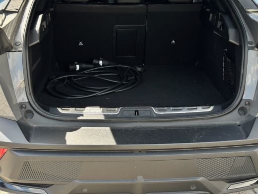 Peugeot 408 1.6 HYbrid GT 180 EAT8 Airco AUTO | Camera Achter | Alcantara bekleding | NAVI | Apple carplay/ A... ActivLease financial lease
