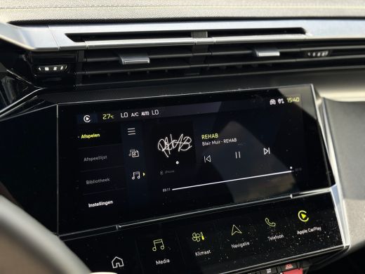Peugeot 408 1.6 HYbrid GT 180 EAT8 Airco AUTO | Camera Achter | Alcantara bekleding | NAVI | Apple carplay/ A... ActivLease financial lease