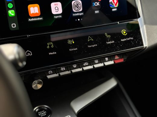 Peugeot 408 1.6 HYbrid GT 180 EAT8 Airco AUTO | Camera Achter | Alcantara bekleding | NAVI | Apple carplay/ A... ActivLease financial lease