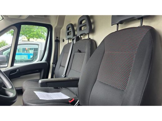 Peugeot Boxer 330 2.0 BlueHDI L2H2 Premium Pack | Achteruitrijcamera | Airco | Cruise control ActivLease financial lease
