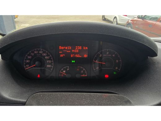 Peugeot Boxer 330 2.0 BlueHDI L2H2 Premium Pack | Achteruitrijcamera | Airco | Cruise control ActivLease financial lease
