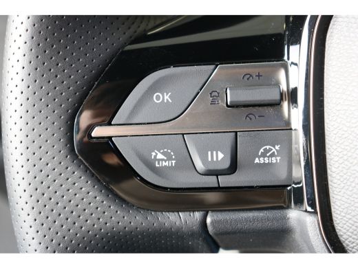 Peugeot e-308 GT EV 54 kWh 156 | Navi | Adaptive Cruise | Clima | Stoel- & Stuurverwarming | Massagestoelen | E... ActivLease financial lease