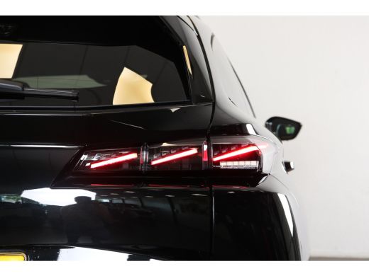 Peugeot e-308 GT EV 54 kWh 156 | Navi | Adaptive Cruise | Clima | Stoel- & Stuurverwarming | Massagestoelen | E... ActivLease financial lease