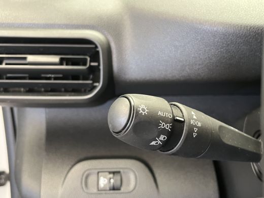 Peugeot Partner 1.5 BlueHDi 100 S&S L1 | Dodehoek camera | Achteruitrijcamera | Airco | Cruise control | Bleutoot... ActivLease financial lease