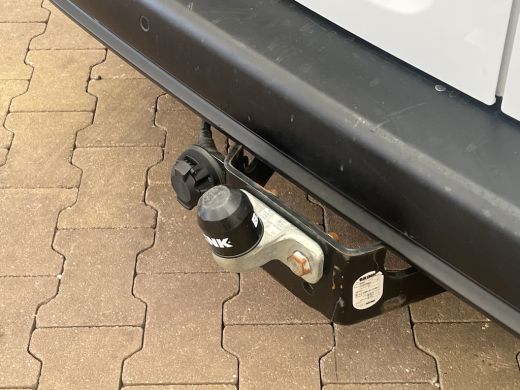 Peugeot Partner 1.5 BlueHDi 100 S&S L1 | Dodehoek camera | Achteruitrijcamera | Navi by app | Airco | Cruise cont... ActivLease financial lease