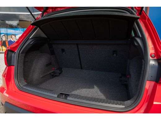 Seat Arona 1.0 TSI Style Business Intense | Cruise control adaptief | Dodehoek detectie | Apple Carplay/Andr... ActivLease financial lease