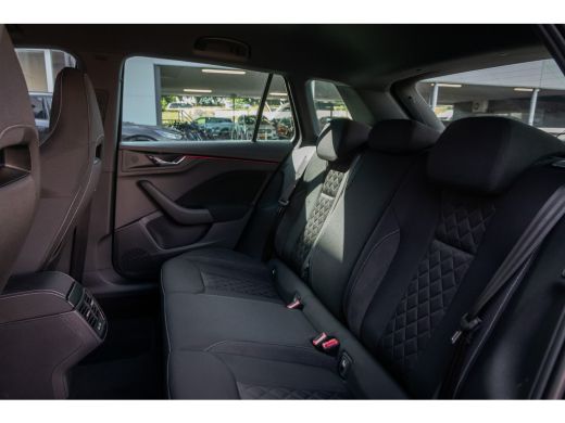 Skoda Kamiq 1.0 TSI Sport Business | Cruise control | Apple Carplay/Android Auto | Climate controle | LED kop... ActivLease financial lease