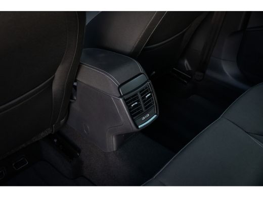 Skoda Kamiq 1.0 TSI Sport Business | Cruise control | Apple Carplay/Android Auto | Climate controle | LED kop... ActivLease financial lease