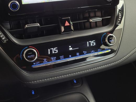 Toyota Corolla 1.8 Hybrid Active Plus | Apple CarPlay | Navigatie | Stoelverwarming | Parkeersensoren | Rijklaar... ActivLease financial lease