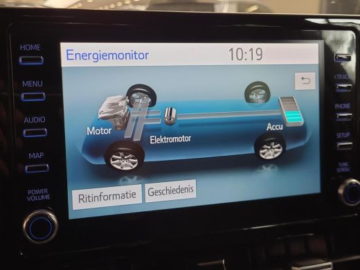 Toyota Corolla 1.8 Hybrid Active Plus | Apple CarPlay | Navigatie | Stoelverwarming | Parkeersensoren | Rijklaar... ActivLease financial lease
