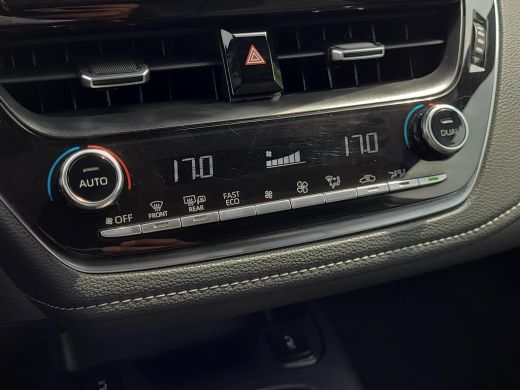 Toyota Corolla Touring Sports 1.8 Hybrid Dynamic | Apple CarPlay | Head-up | Elektr. klep | Rijklaarprijs incl. garantie | ActivLease financial lease