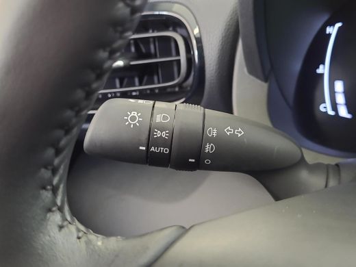 Toyota Yaris 1.5 Hybrid First Edition | Apple CarPlay | Parkeersensoren | Stuur/Stoelverwarming | Rijklaarprij... ActivLease financial lease