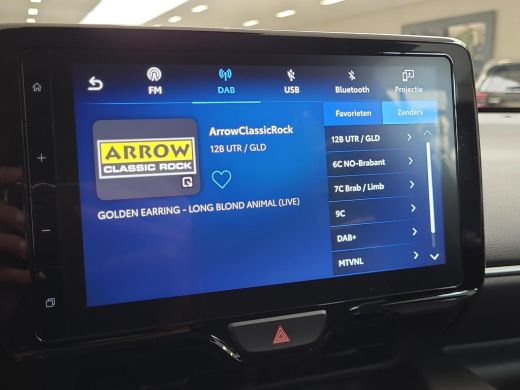 Toyota Yaris 1.5 Hybrid First Edition | Apple CarPlay | Parkeersensoren | Stuur/Stoelverwarming | Rijklaarprij... ActivLease financial lease