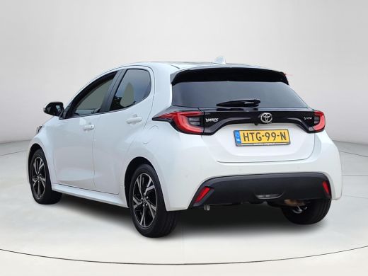 Toyota Yaris 1.5 Hybrid First Edition | Apple CarPlay | Parkeersensoren | Stuur/Stoelverwarming | Rijklaarprij... ActivLease financial lease