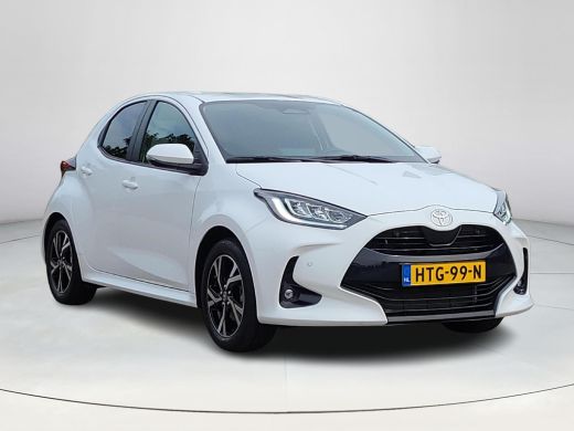 Toyota Yaris 1.5 Hybrid First Edition | Apple CarPlay | Parkeersensoren | Stuur/Stoelverwarming | Rijklaarprij... ActivLease financial lease