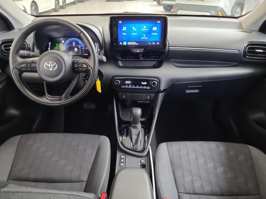 Toyota Yaris 1.5 Hybrid First Edition | Apple CarPlay | Parkeersensoren | Stuur/Stoelverwarming | Rijklaarprij... ActivLease financial lease