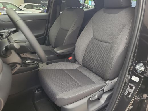 Toyota Yaris Cross 1.5 Hybrid 115 First Edition | Apple CarPlay | Parkeersensoren | Stuur/Stoelverwarming | Rijklaar... ActivLease financial lease