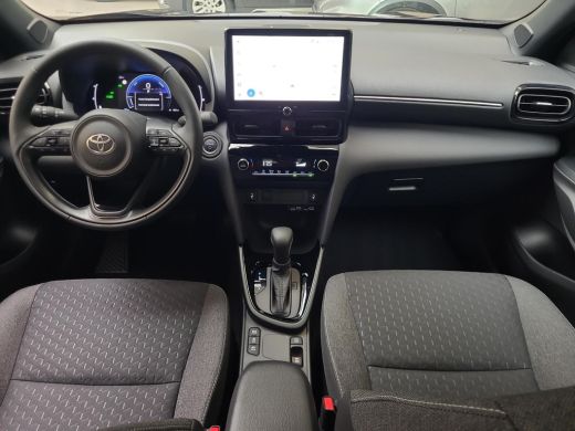 Toyota Yaris Cross 1.5 Hybrid 115 First Edition | Apple CarPlay | Parkeersensoren | Stuur/Stoelverwarming | Rijklaar... ActivLease financial lease