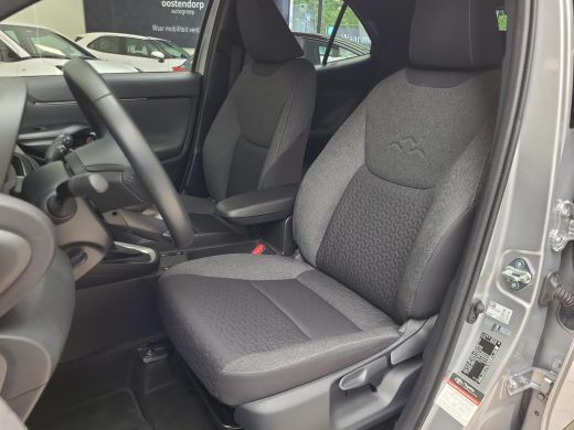Toyota Yaris Cross 1.5 Hybrid Dynamic | Apple CarPlay | Parkeersensoren | Navigatie | Rijklaarprijs incl. garantie | ActivLease financial lease