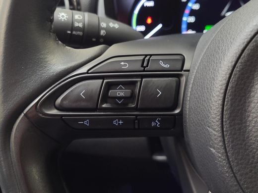 Toyota Yaris Cross 1.5 Hybrid Dynamic | Apple CarPlay | Parkeersensoren | Navigatie | Rijklaarprijs incl. garantie | ActivLease financial lease