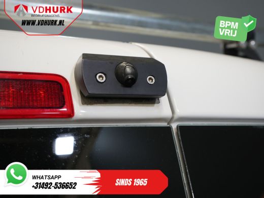 Volkswagen Caddy 2.0 TDI BPM VRIJ! Airco / Cruise/ Trekhaak/ NAP NL Auto/ Lage KM's ActivLease financial lease