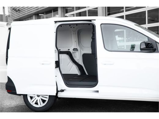 Volkswagen Caddy Comfort | 102 pk | Trekhaak | Digitaal Display | Navi By App |-Seizoenen Banden ActivLease financial lease