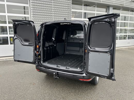 Volkswagen Caddy Style | DSG 122 pk | Led | Stoelverwarming | 18" | Trekhaak | BPM vrij | Laadruimte betimmering ActivLease financial lease