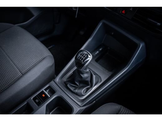 Volkswagen Caddy Volkswagen Comfort | App-Connect | Cruise control met snelheidsbegrenzer | Radio Composition met ... ActivLease financial lease