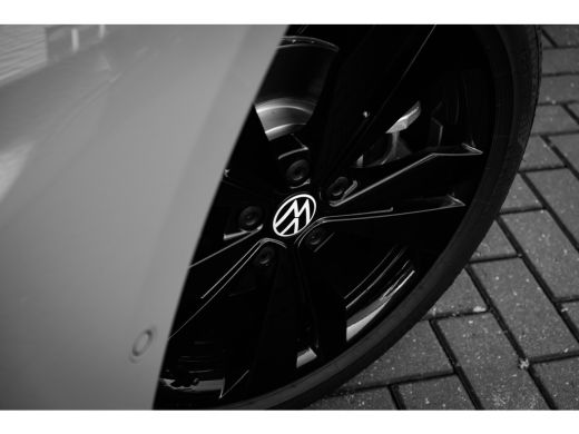 Volkswagen ID.3 Pro Business | Achterlichten LED, luxe uitgevoerd incl. dynamische knipperlichten | Airconditioni... ActivLease financial lease