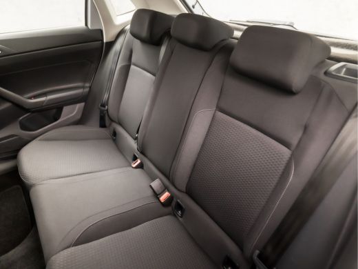 Volkswagen Polo 1.0 TSI Sportline Automaat (VIRTUAL COCKPIT, APPLE CARPLAY, GROOT NAVI, ADAPTIVE CRUISE, SPORTSTO... ActivLease financial lease