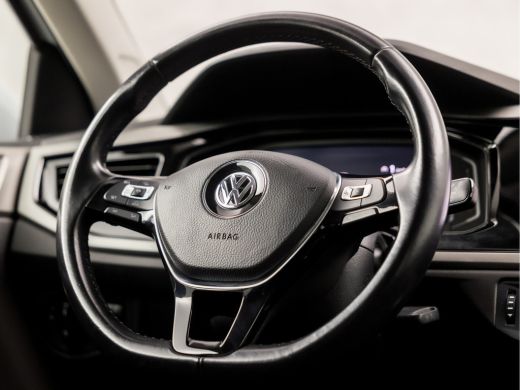 Volkswagen Polo 1.0 TSI Sportline Automaat (VIRTUAL COCKPIT, APPLE CARPLAY, GROOT NAVI, ADAPTIVE CRUISE, SPORTSTO... ActivLease financial lease