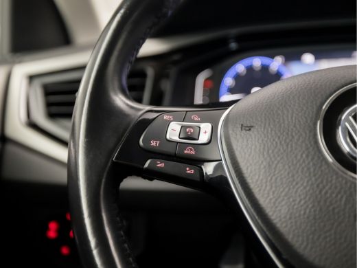 Volkswagen Polo 1.0 TSI Sportline Automaat (VIRTUAL COCKPIT, APPLE CARPLAY, GROOT NAVI, ADAPTIVE CRUISE, SPORTSTO... ActivLease financial lease