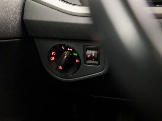 Volkswagen Polo 1.0 TSI Sportline Automaat (VIRTUAL COCKPIT, APPLE CARPLAY, GROOT NAVI, ADAPTIVE CRUISE, SPORTSTO... ActivLease financial lease