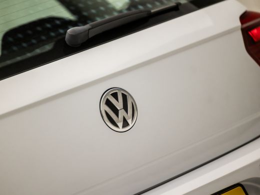 Volkswagen Polo 1.0 TSI Sportline Automaat (VIRTUAL COCKPIT, APPLE CARPLAY, GROOT NAVI, ADAPTIVE CRUISE, SPORTSTO... ActivLease financial lease