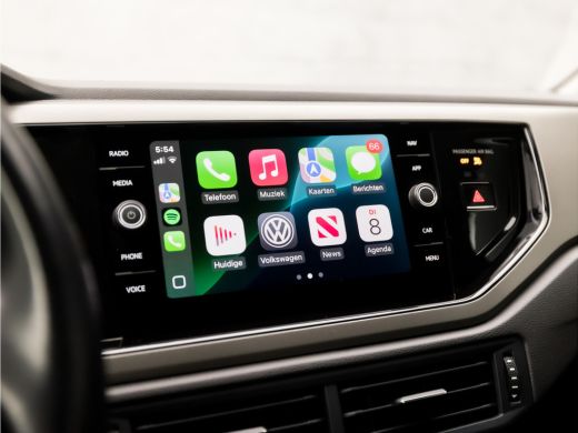 Volkswagen Polo 1.0 TSI Sportline Automaat (VIRTUAL COCKPIT, APPLE CARPLAY, GROOT NAVI, ADAPTIVE CRUISE, SPORTSTO... ActivLease financial lease