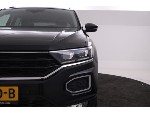 Volkswagen T-Roc 1.0 TSI Style Business extreem weinig kms! ActivLease financial lease