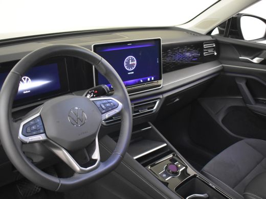 Volkswagen Tiguan 1.5 eHybrid Elegance l IQ Light | 360 Camera | Luxe Bekleding l Keyless | Navigatie | Adaptief cr... ActivLease financial lease