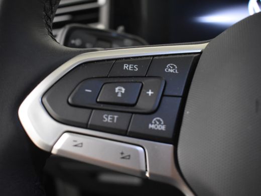 Volkswagen Tiguan 1.5 eHybrid Elegance l IQ Light | 360 Camera | Luxe Bekleding l Keyless | Navigatie | Adaptief cr... ActivLease financial lease