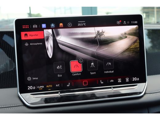 Volkswagen Tiguan 1.5 eTSI Life Edition | Achteruitrijcamera | Apple Carplay/Android Auto|telefoonintegratie premiu... ActivLease financial lease